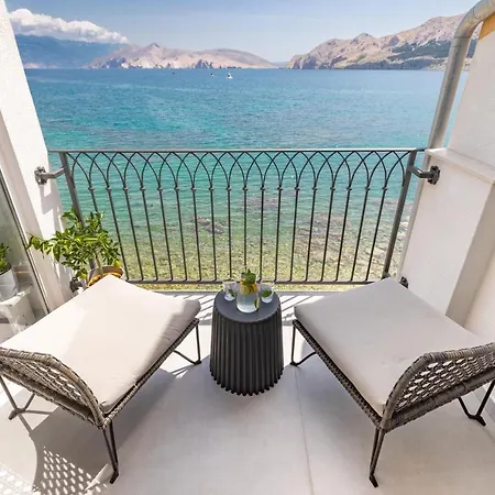 Appartamento Seafront Baška