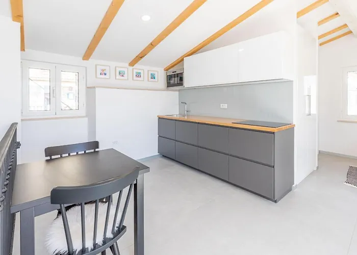 Seafront アパート